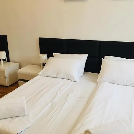 Apartament Main Market Square 21a